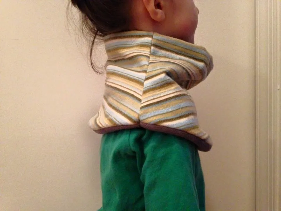 Child's Handmade Neck Warmer Solid Green