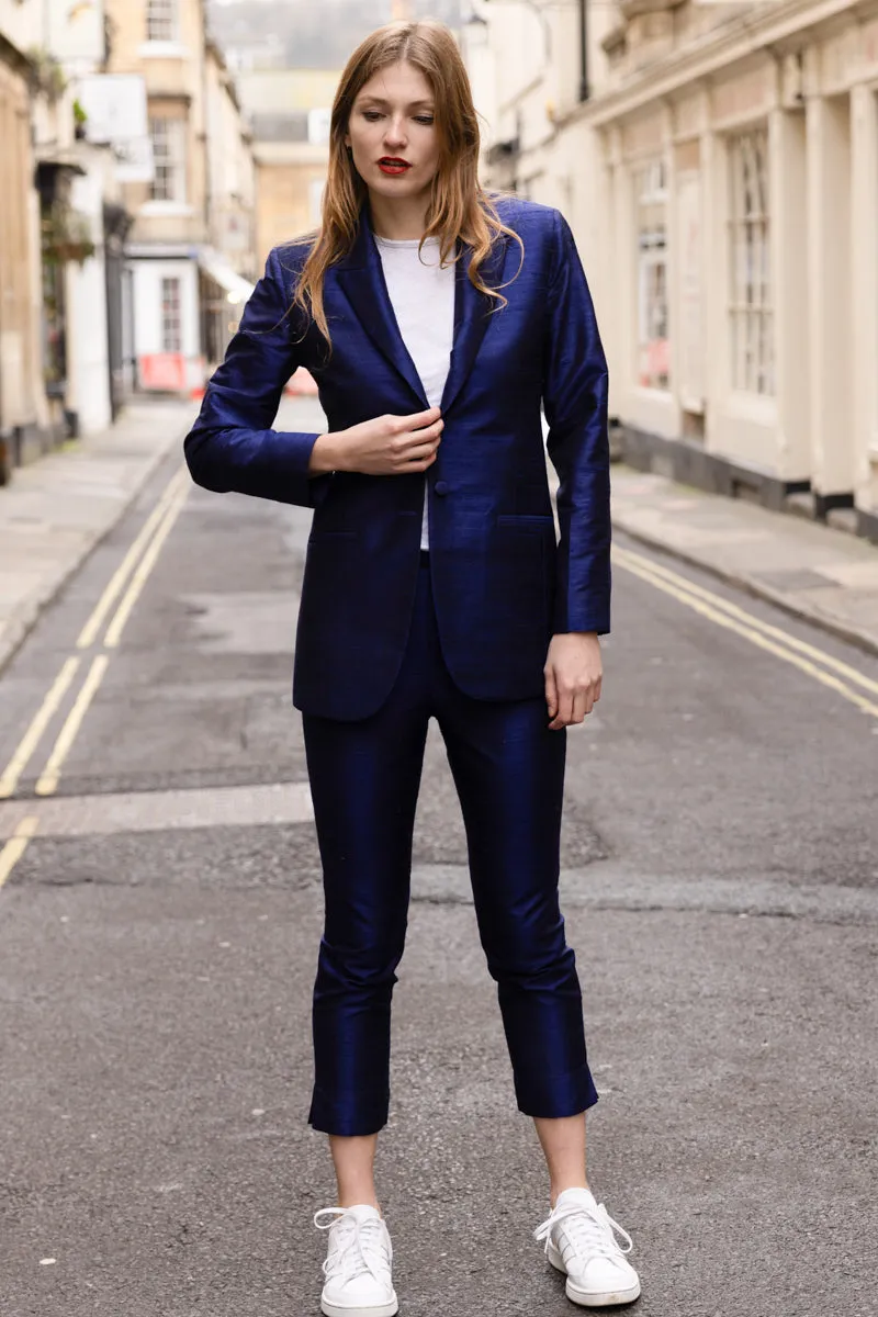 Classic Blazer in Midnight Blue