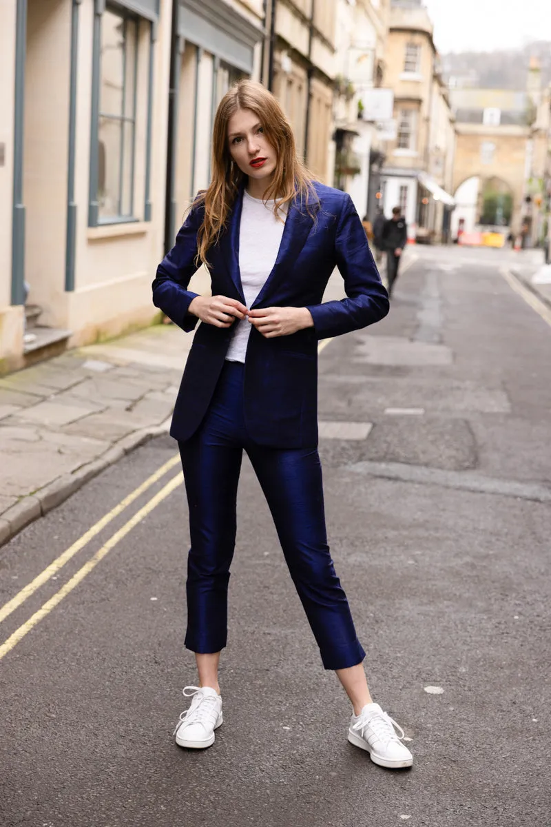 Classic Blazer in Midnight Blue