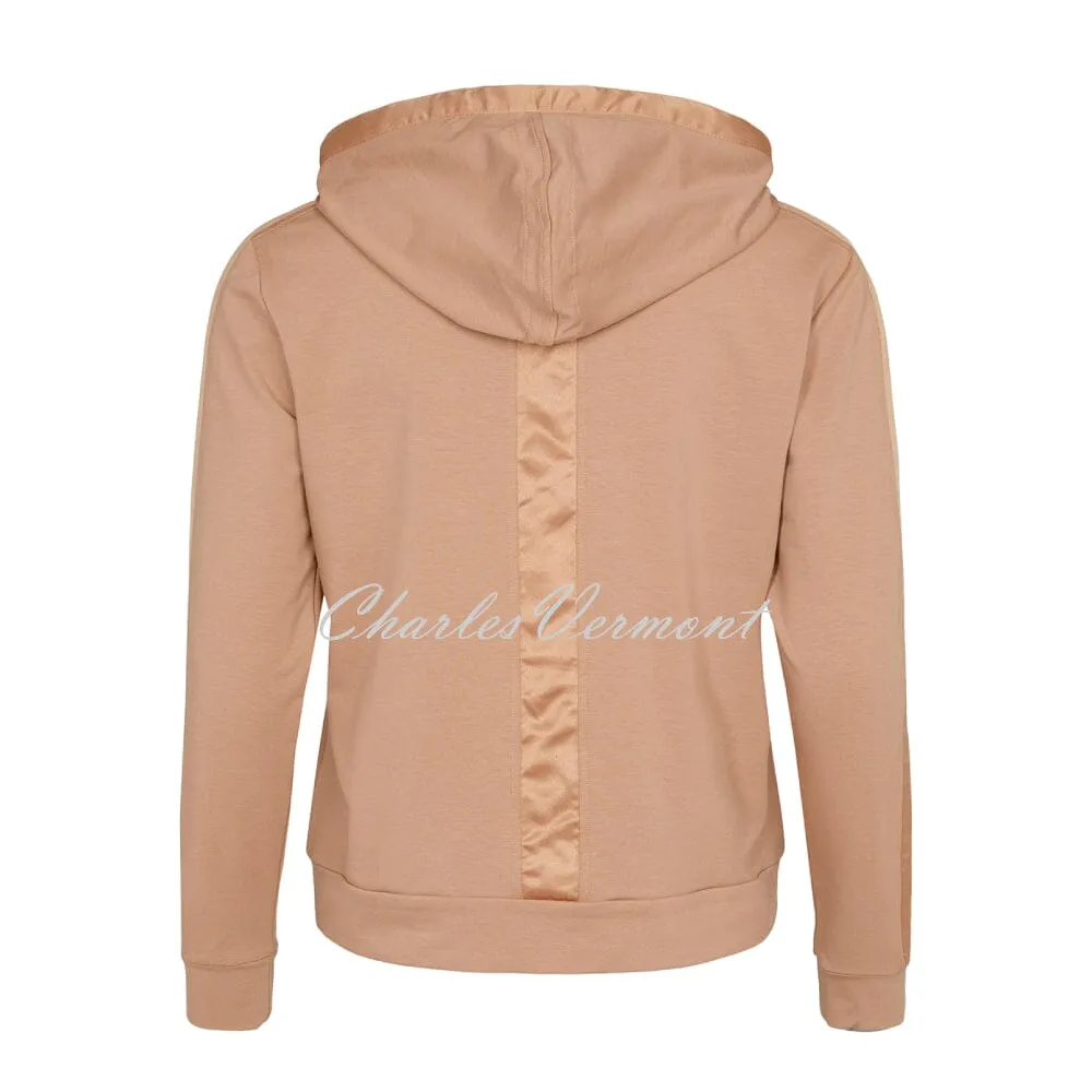 I’cona ‘Perfect’ Hoodie – Style 64083-60052-17