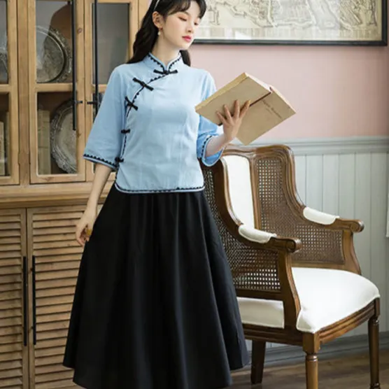 Lightblue Hanfu-Inspired 2-Piece-Set: High-Neck Top   Midi Skirt