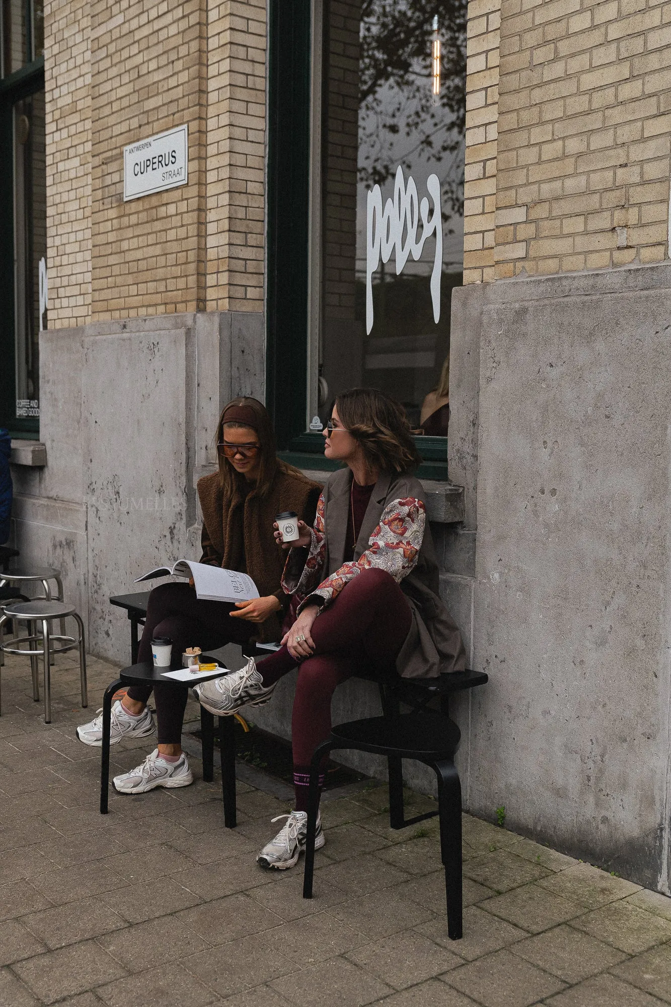 Madeline blazer taupe/burgundy