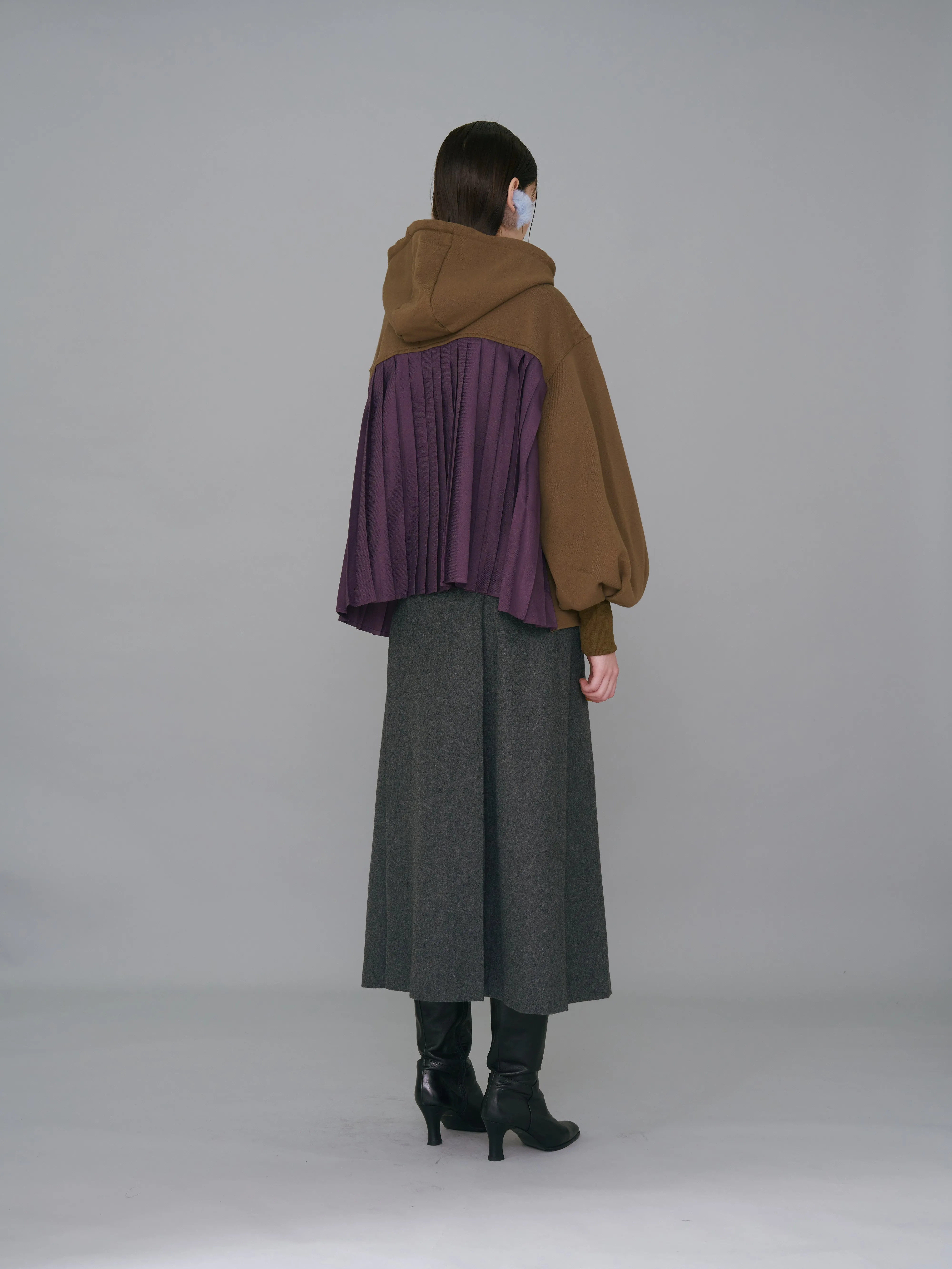 NON TOKYO / BACK PLEATS SWEAT PARKA (KHAKI×PURPLE)