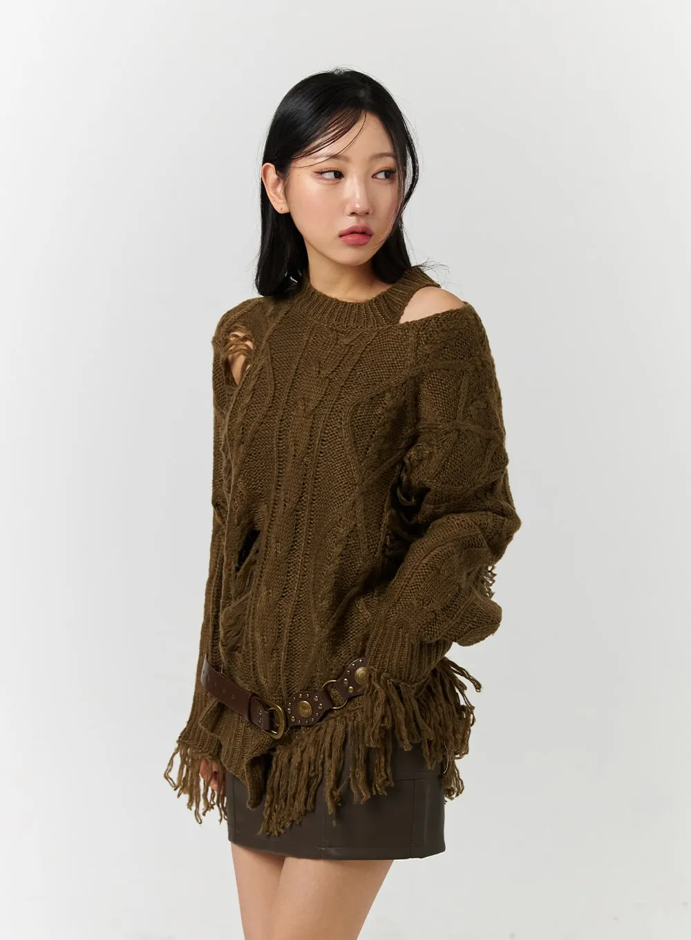 Round Neckline Distressed Knitted Long Sleeve Top CD328