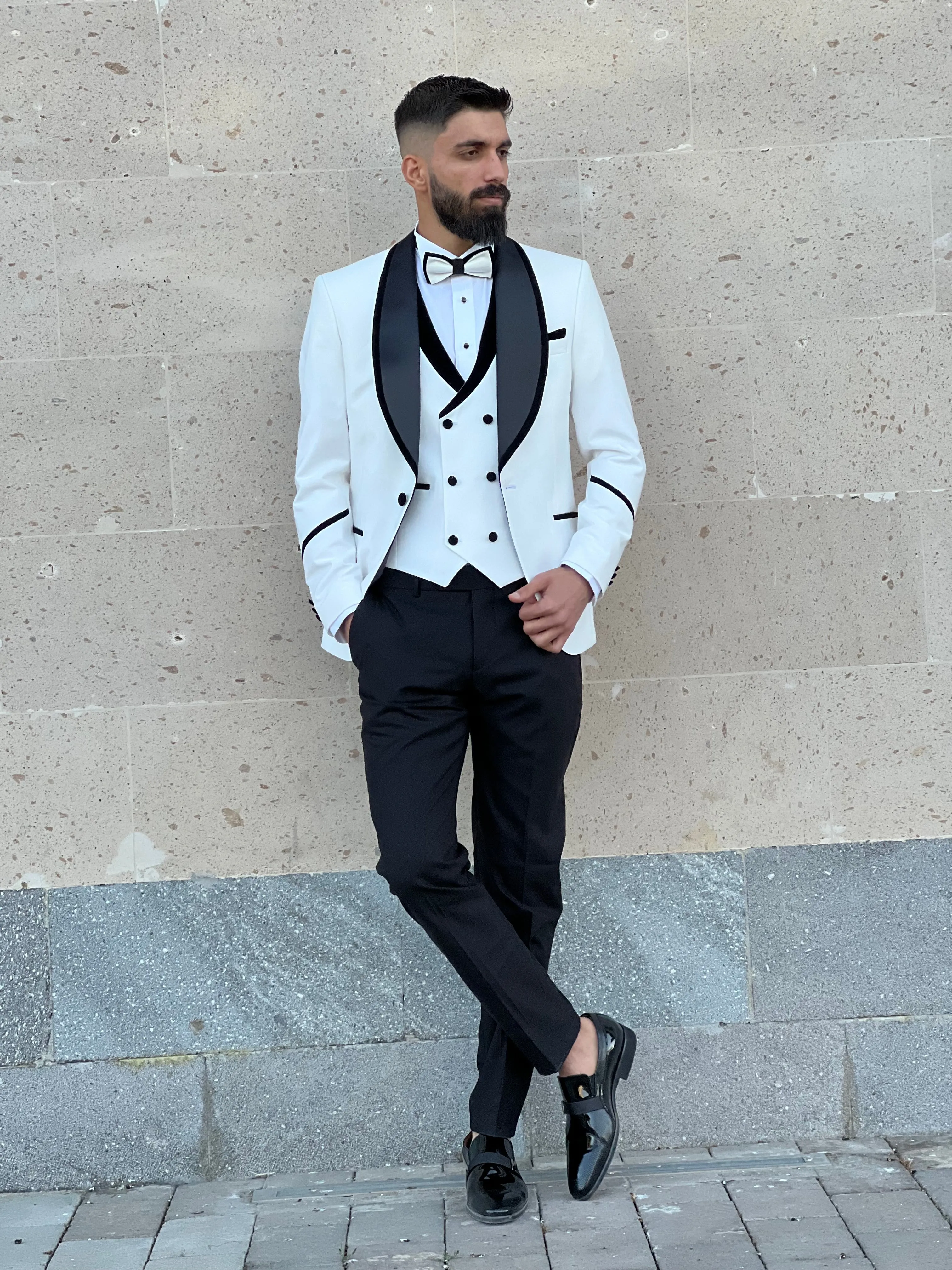 Slim Fit Off White Single Breasted Tuxedo Buttons with Shawl Lapel for Wedding and special occasions