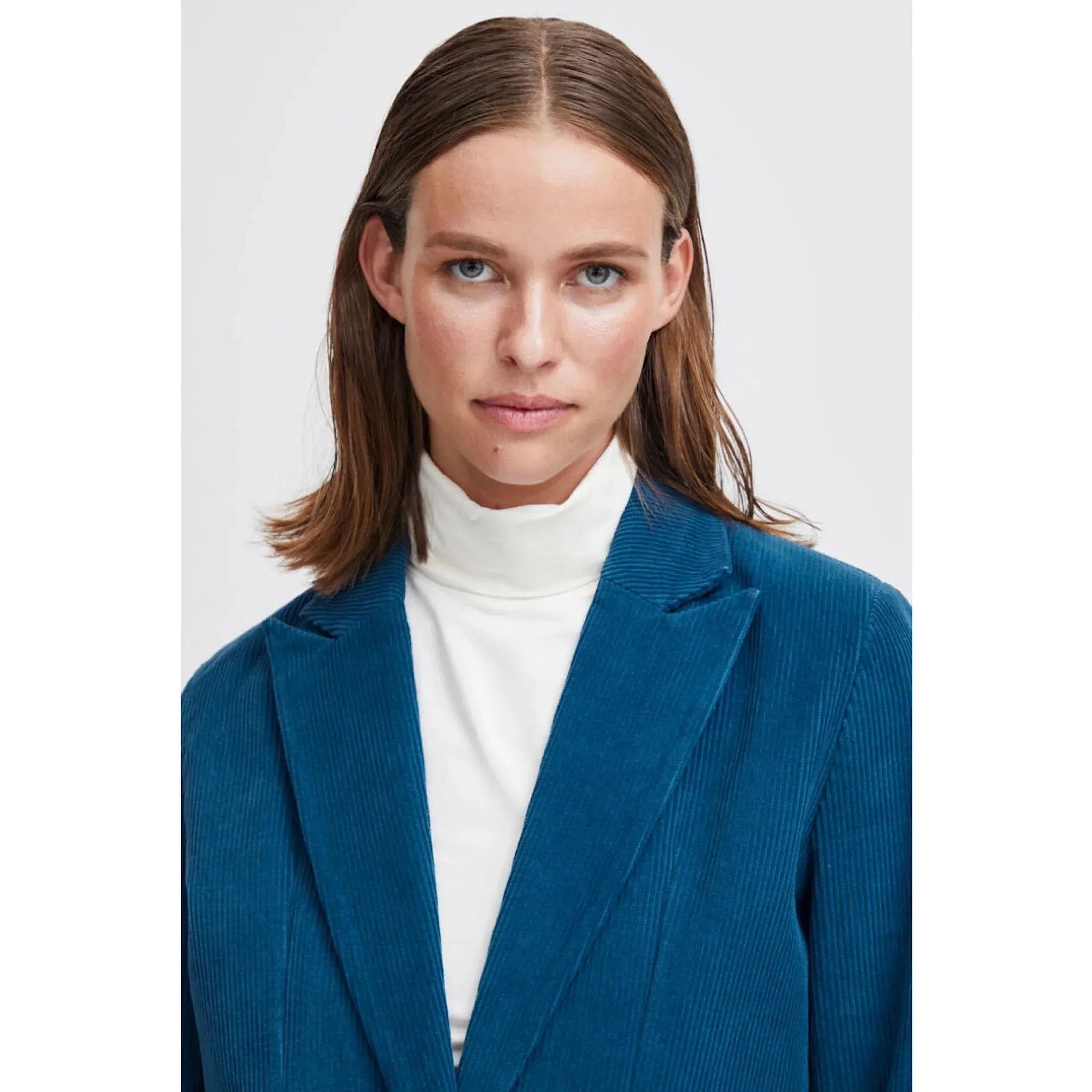 The Danna Corduroy Blazer - PLUS