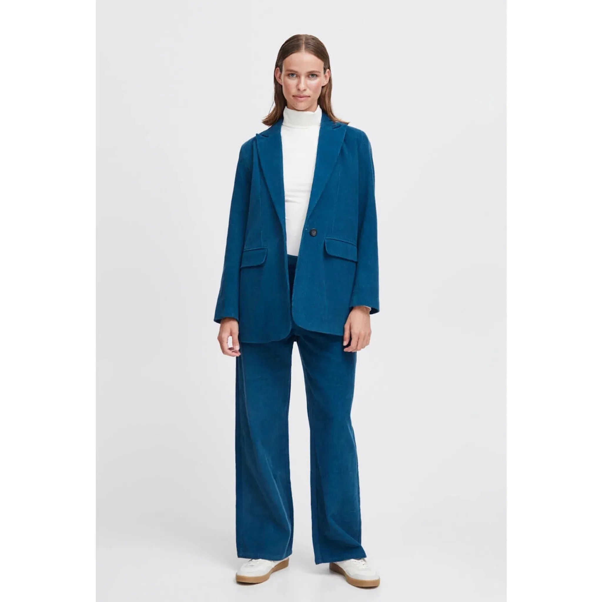 The Danna Corduroy Blazer - PLUS