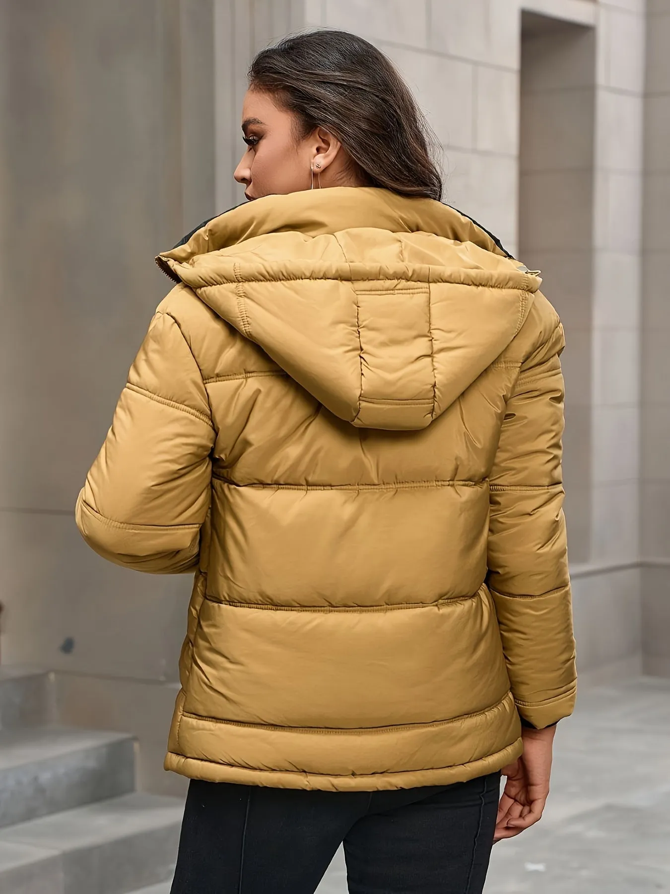 Water-Resistant Padded Down Jacket for Women - Insulated, Casual, and Stylish Outerwear for Fall and Winter with Zipper Closure - Perfect for Daily Life and Outdoor Activities