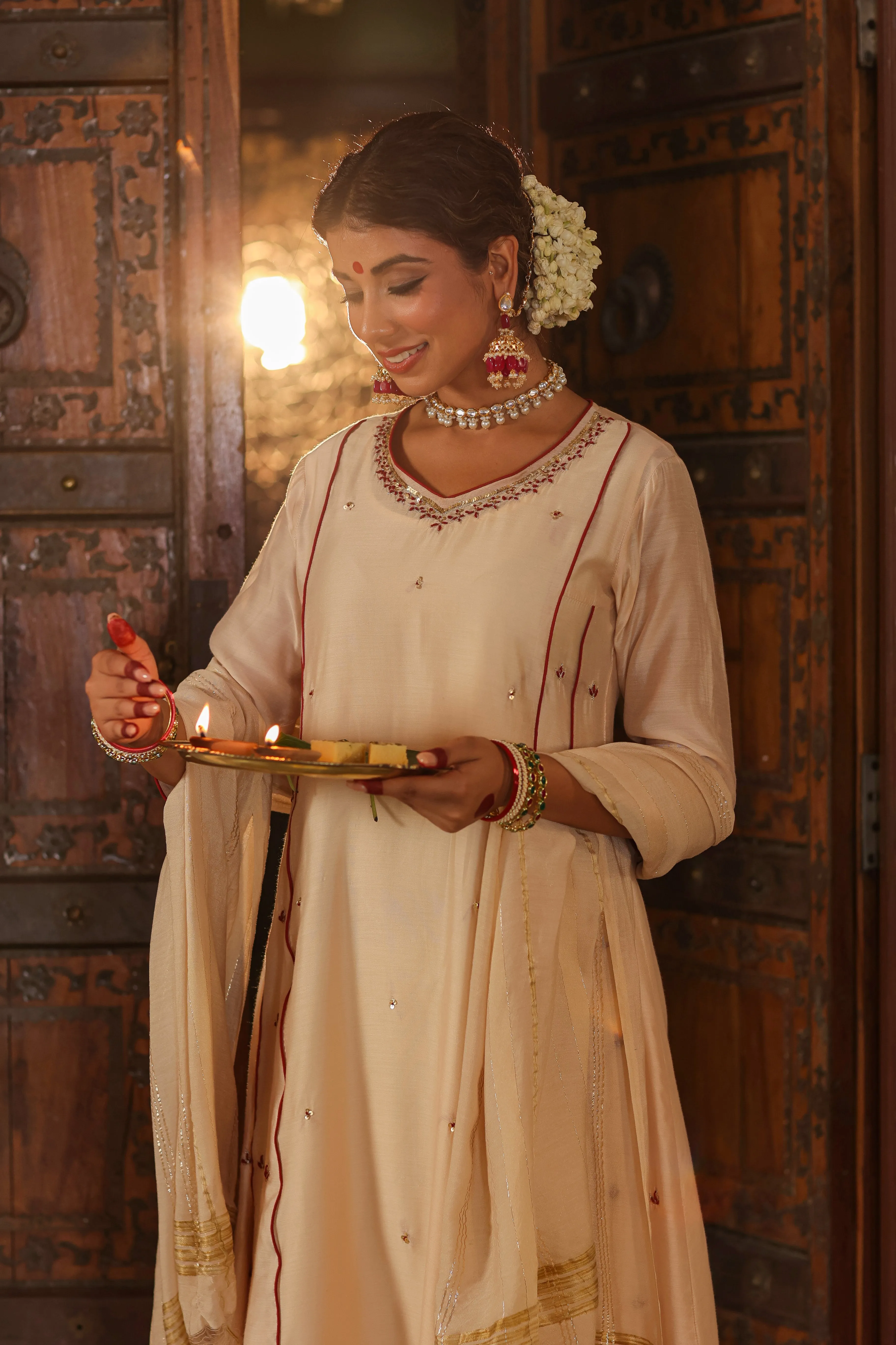 Women Beige Chanderi Embroidered Kurta, Pants & Dupatta Set