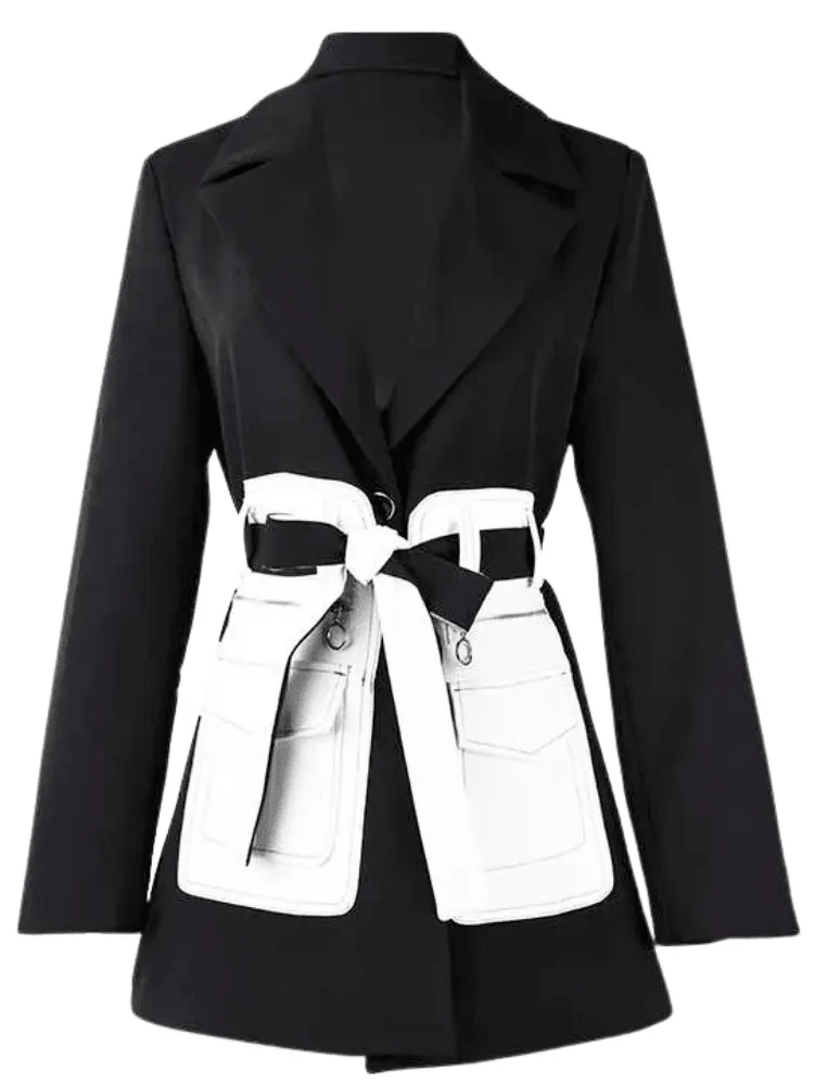 Women's Black and White Blazer