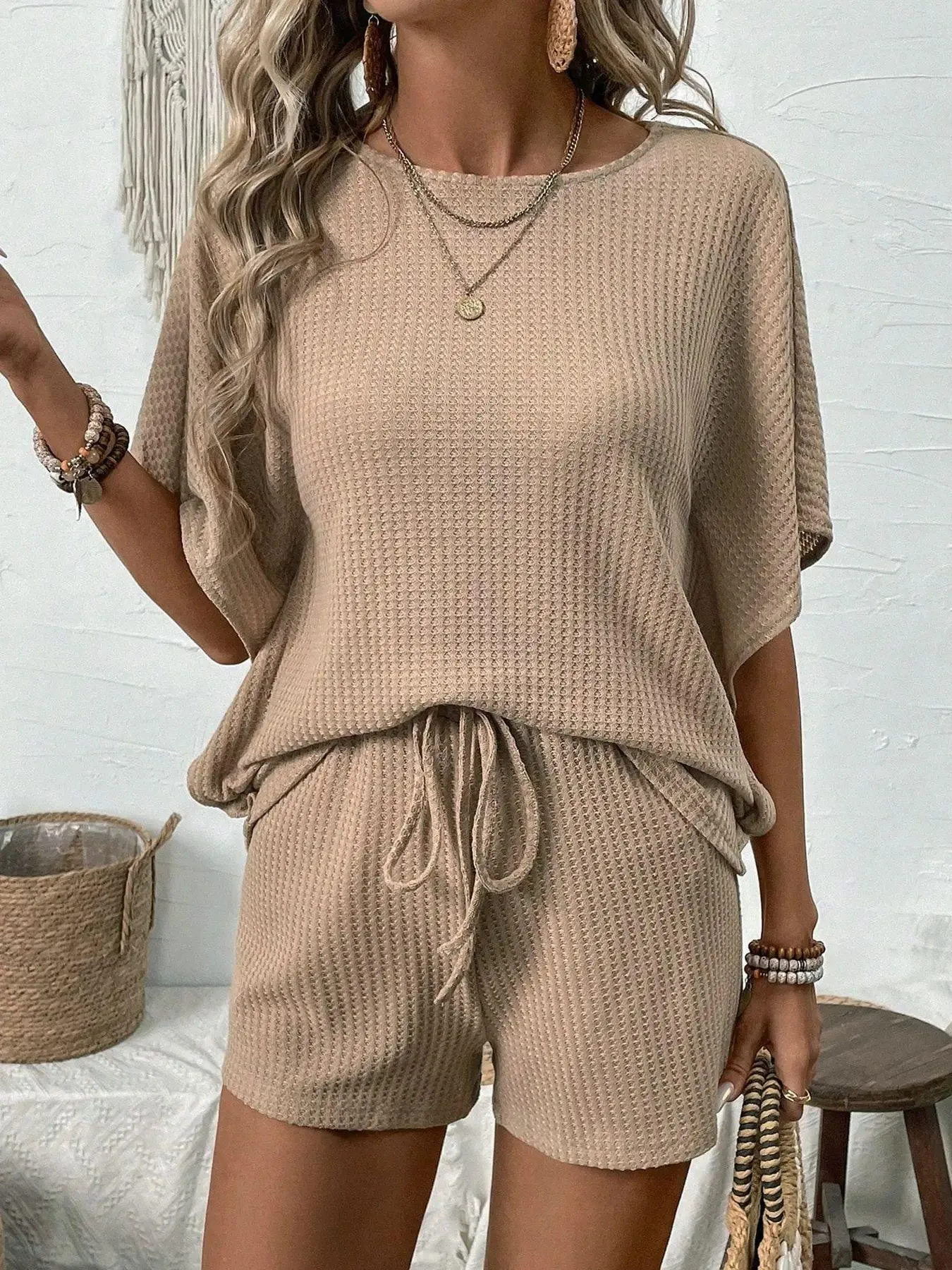 Women's New Short Sleeve Suit Women's Batwing Shirt Shorts