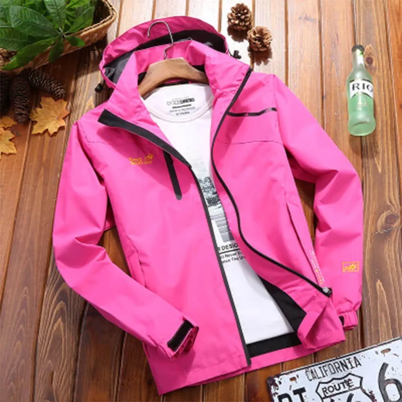 Women‘s Outdoor fashion versatile waterproof spring loose large size hiking sportswear